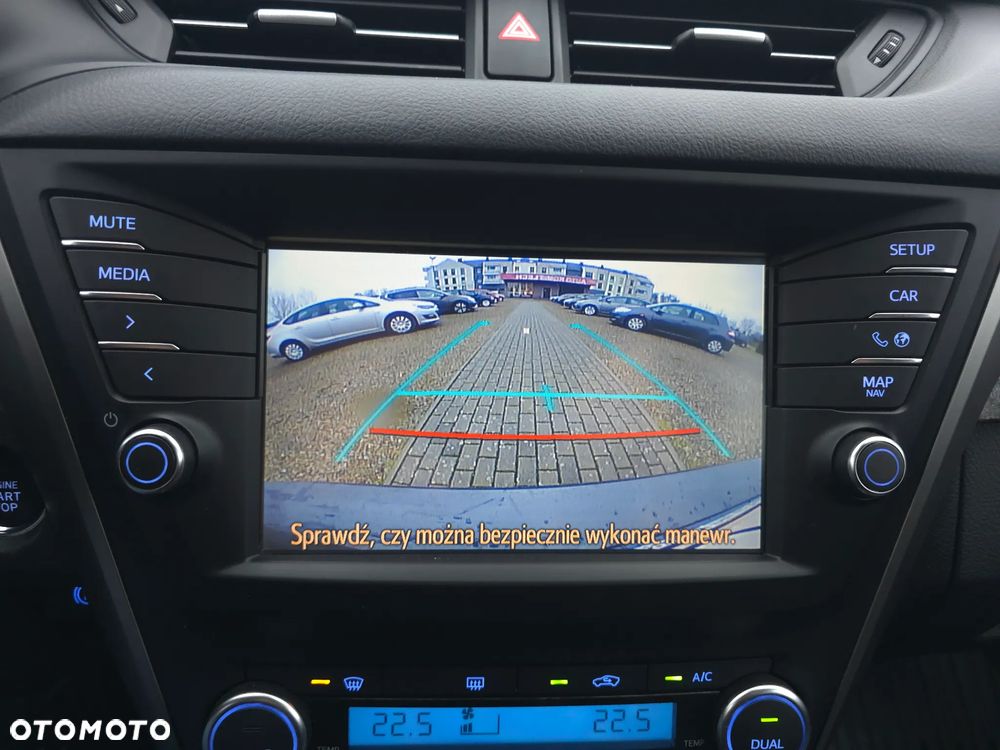 Toyota Avensis 2.0 Prestige NAVI MS - 35