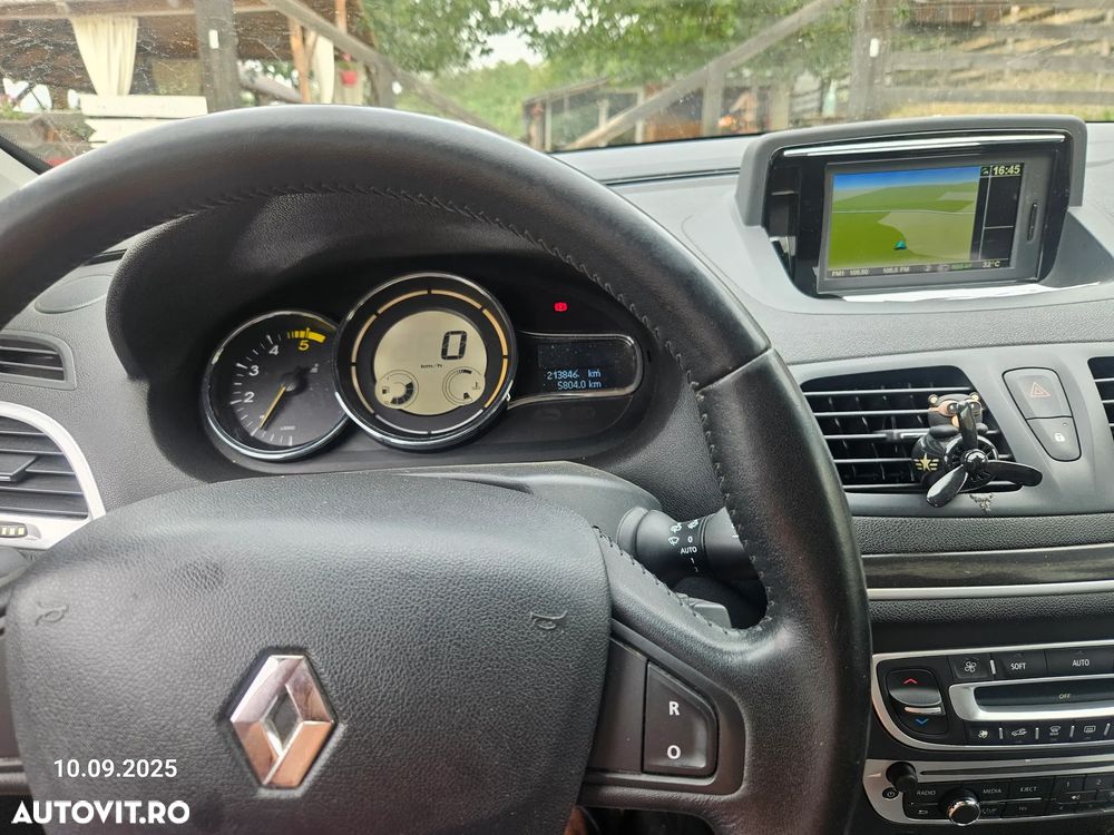 Renault Megane 1.5 dCi Dynamique - 7