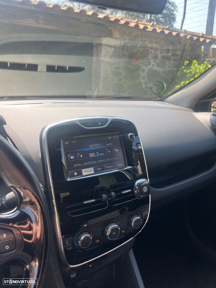 Renault Clio dCi 90 Limited - 10