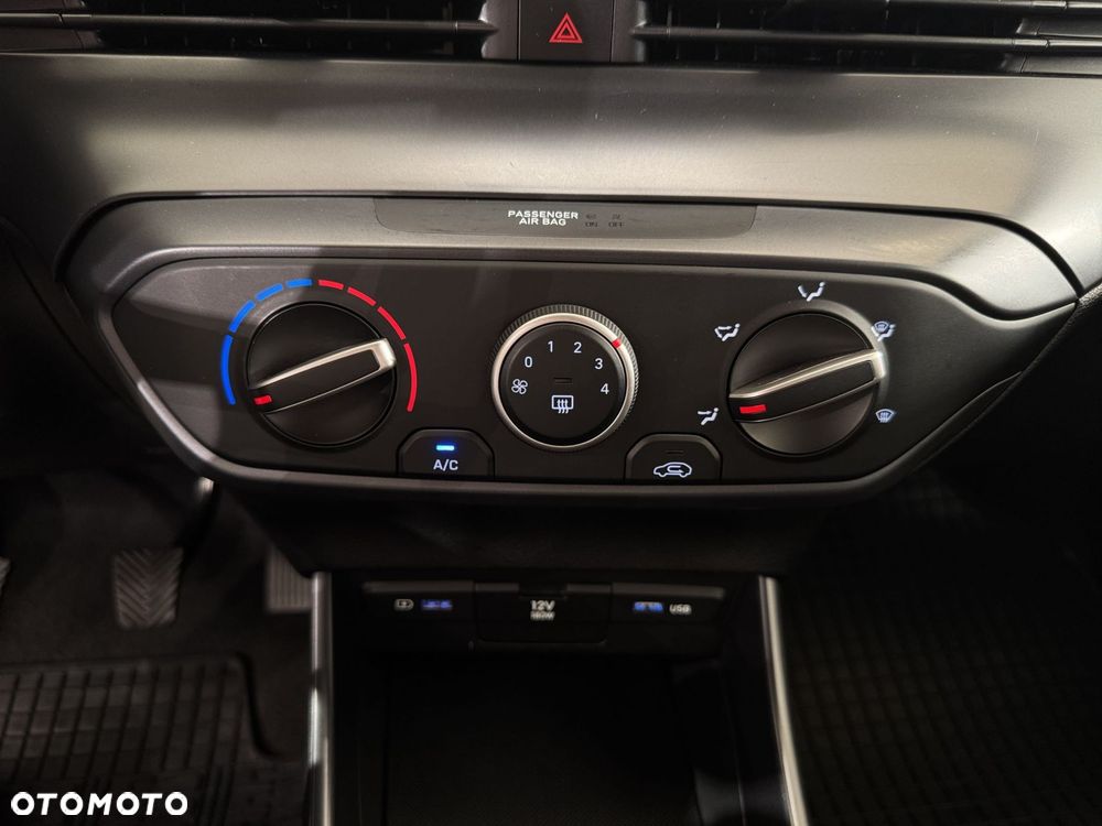 Hyundai i20 - 22