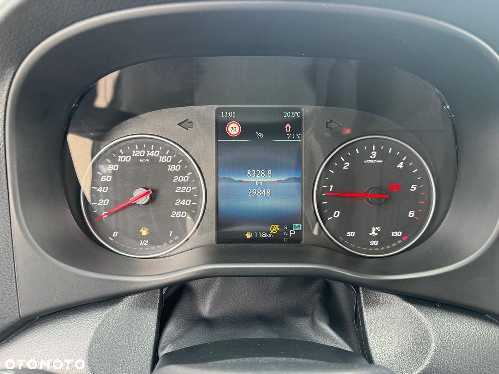 Mercedes-Benz Vito - 19