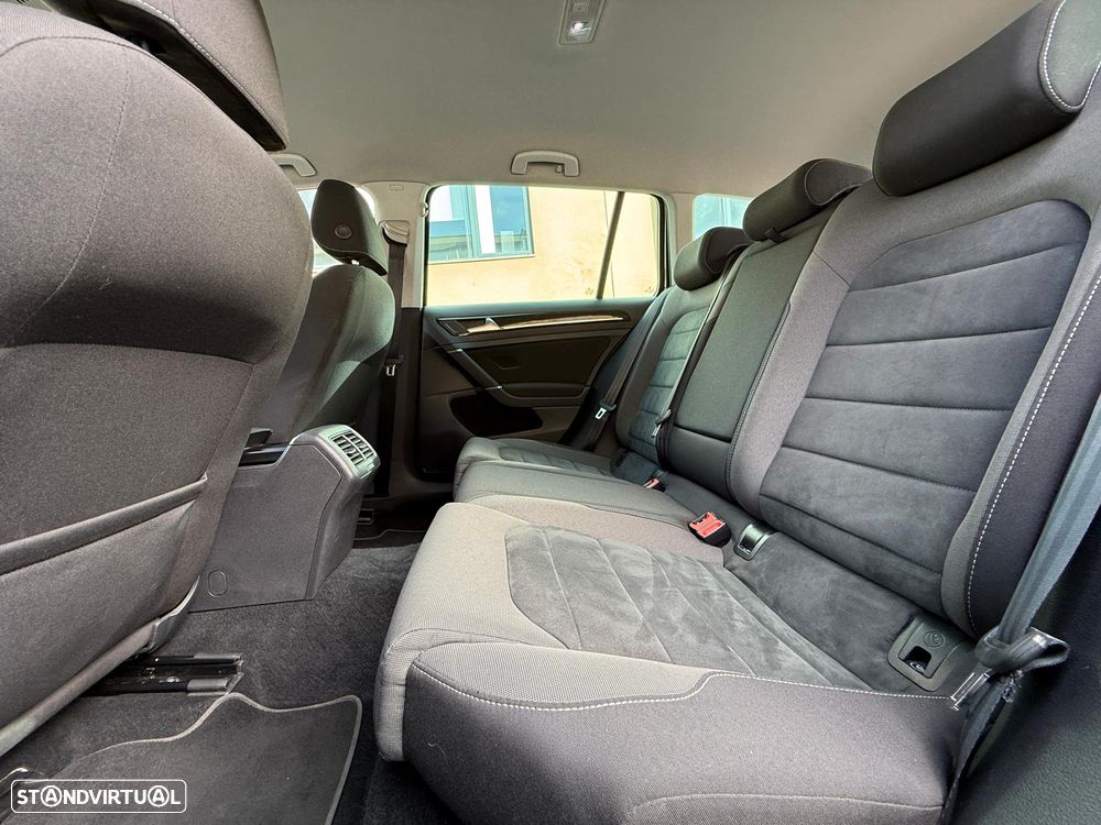 VW Golf Variant 1.6 TDi Highline DSG - 45