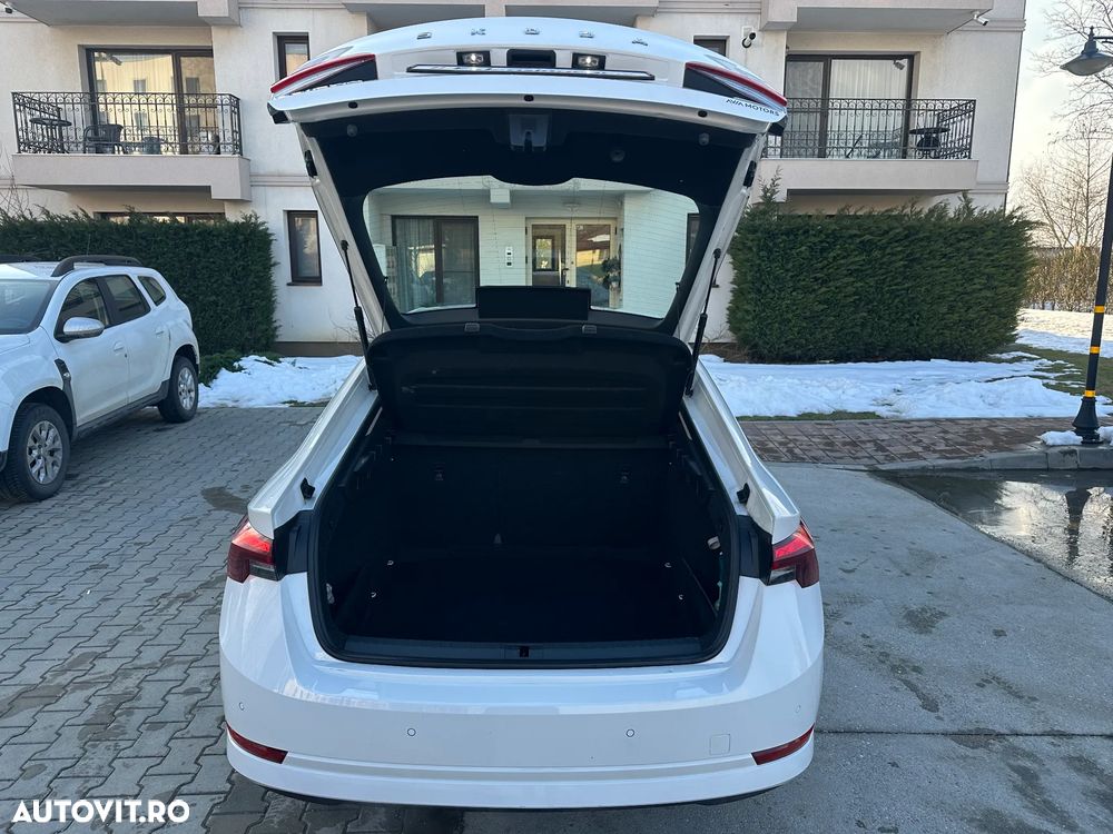 Skoda Octavia 1.5 TSI DSG MHEV Ambition - 38