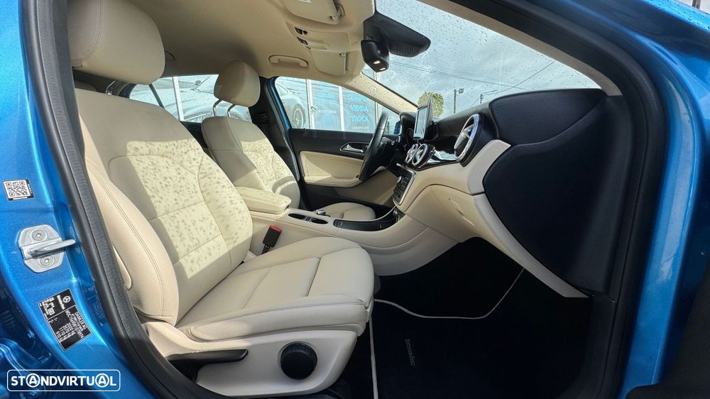 Mercedes-Benz GLA 200 d Style Aut. - 27