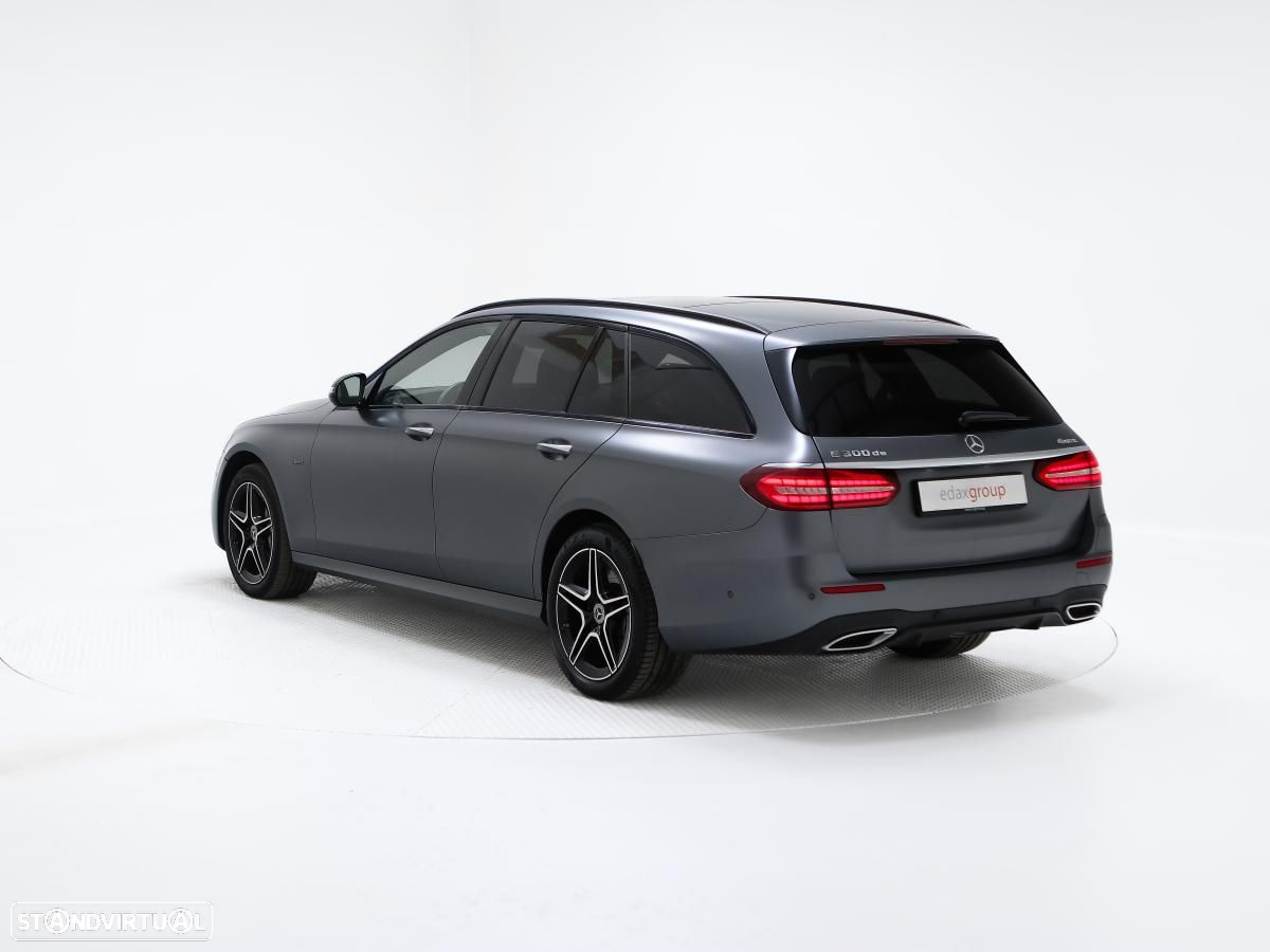 Mercedes-Benz E 300 de 4Matic T 9G-TRONIC Exclusive - 2