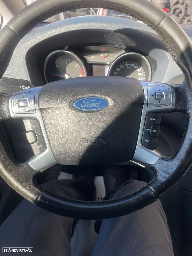 Ford S-Max 1.8 TDCi Titanium 7L - 7