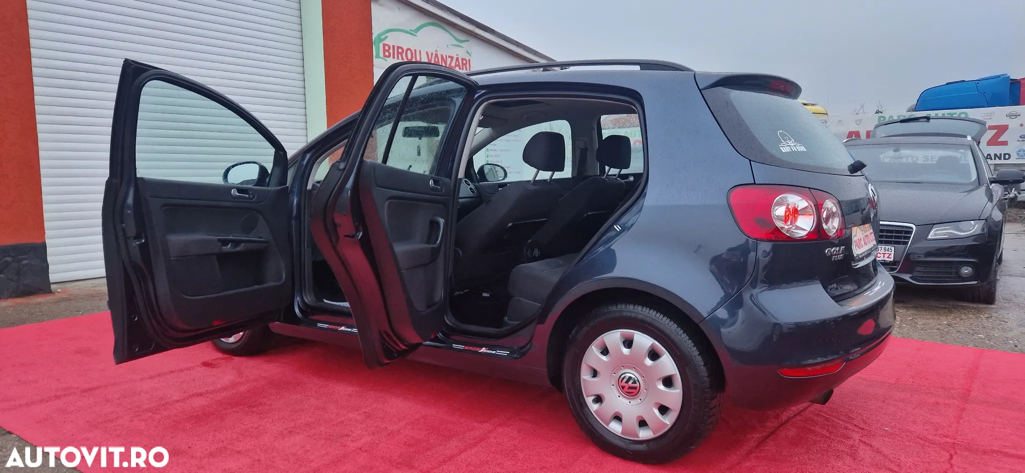 Volkswagen Golf Plus 1.6 TDI DPF BlueMotion Technology Team - 30