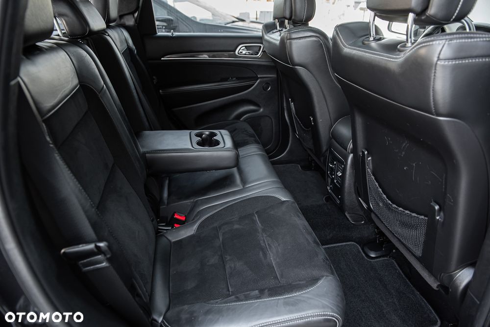 Jeep Grand Cherokee 6.4 V8 Hemi 4WD Automatik SRT - 33
