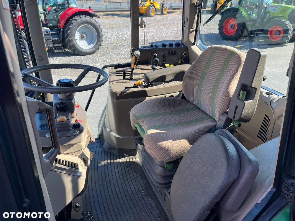 John Deere 6930 - 11
