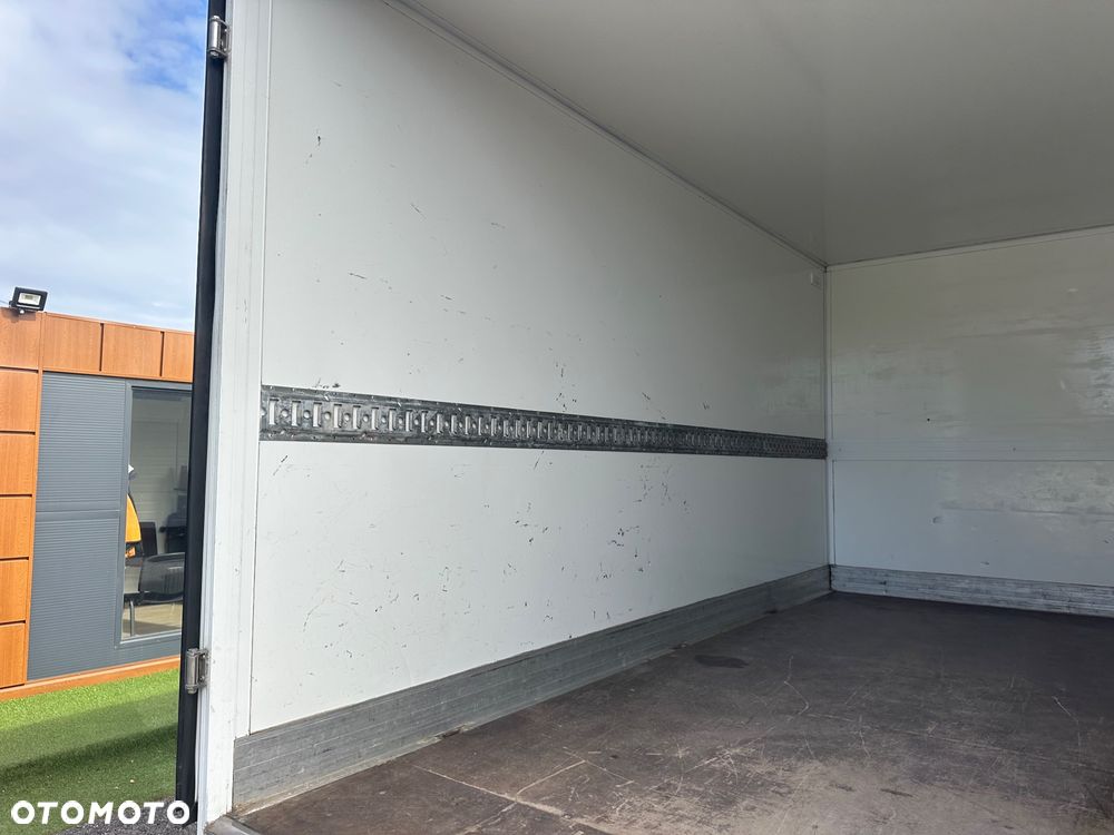 Ford Transit 170ps 2019r doka 7oso kontener 4.3x2.1x2.1 - 20