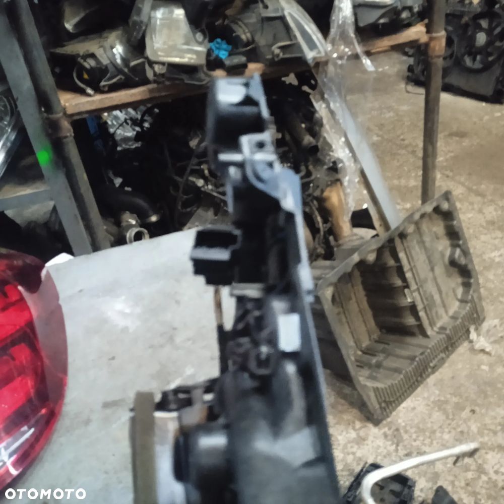 Kratka nawiewu środkowa A4 B9 8W1820902 - 4