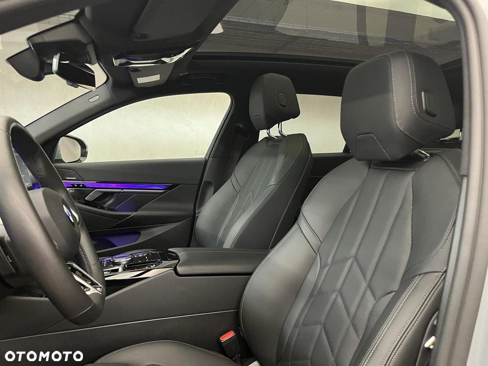BMW Seria 5 520d xDrive mHEV M Sport - 20
