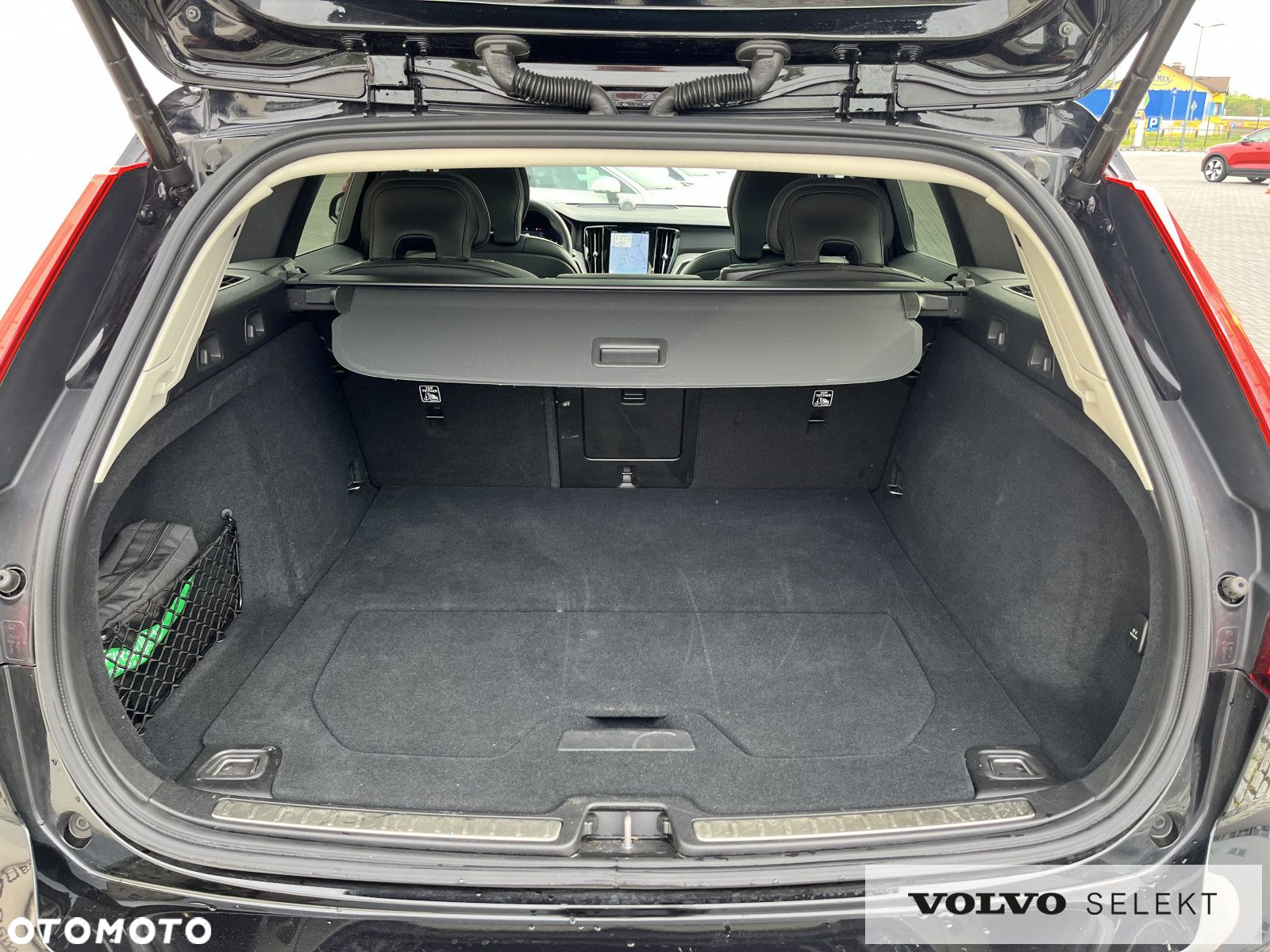 Volvo V60 Cross Country - 39