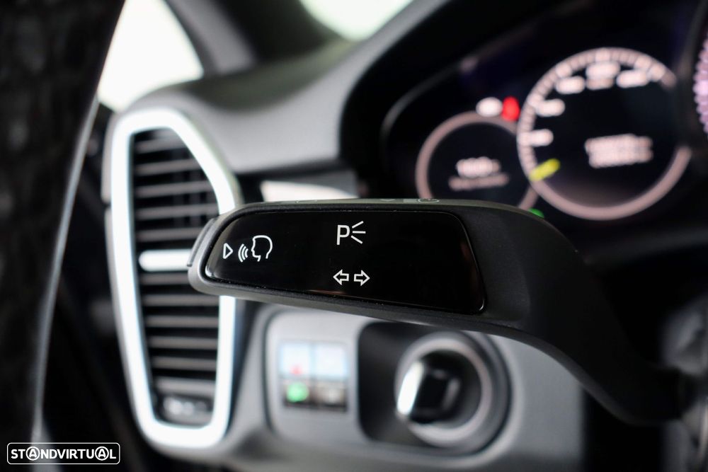 Porsche Cayenne Coupé E-Hybrid - 25