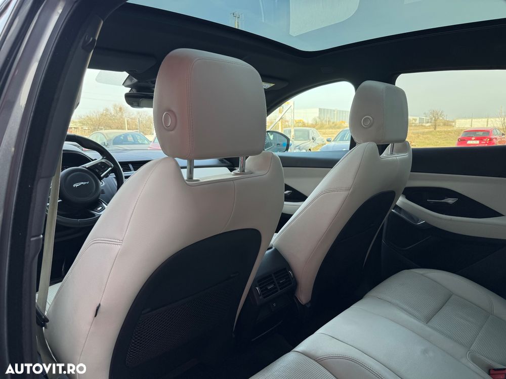 Jaguar E-Pace P200 AWD R-Dynamic S - 22