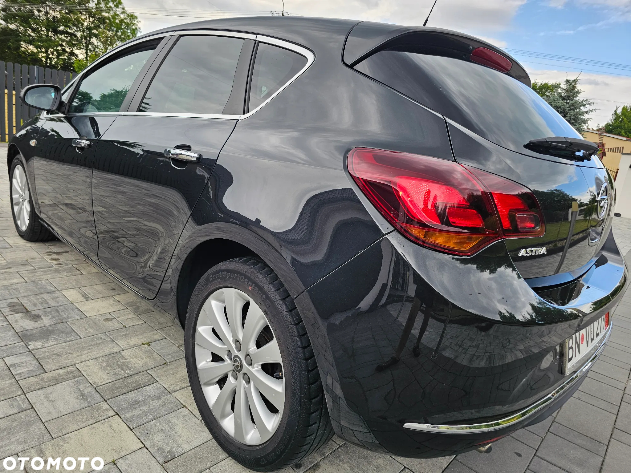 Opel Astra 1.4 Turbo Cosmo - 4