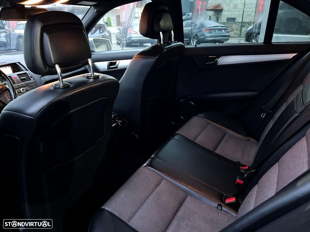 Mercedes-Benz C 220 - 11