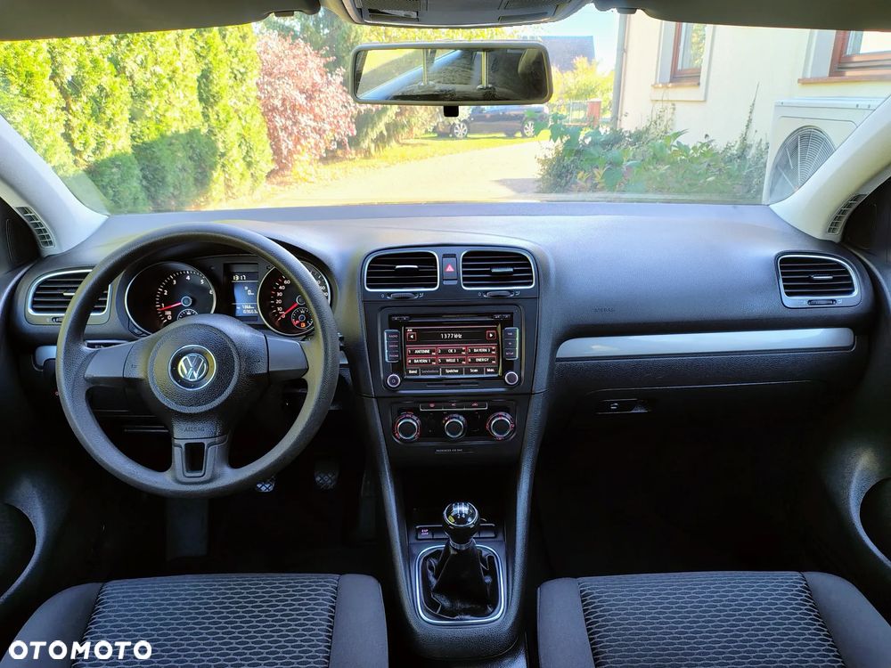 Volkswagen Golf - 14