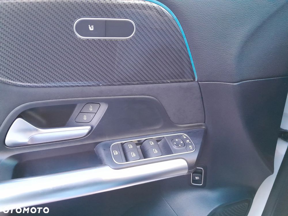 Mercedes-Benz Klasa B 200 Progressive 7G-DCT - 16