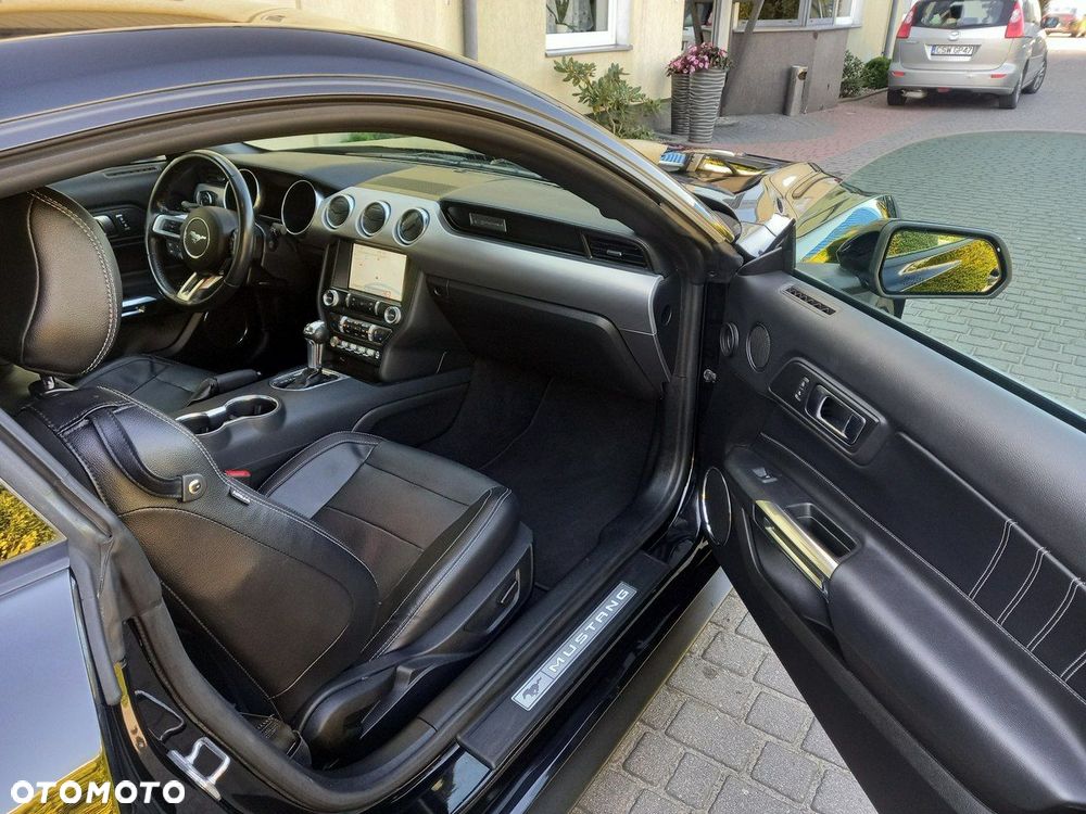 Ford Mustang 5.0 V8 GT - 21