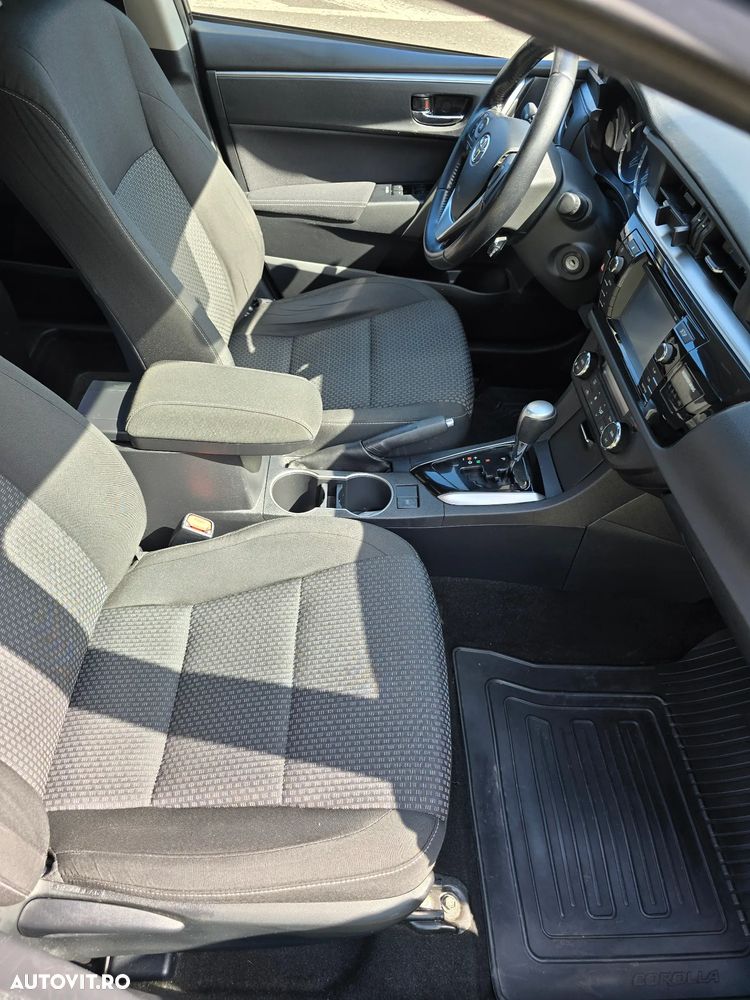Toyota Corolla 1.6 Valvematic CVT Sol - 6