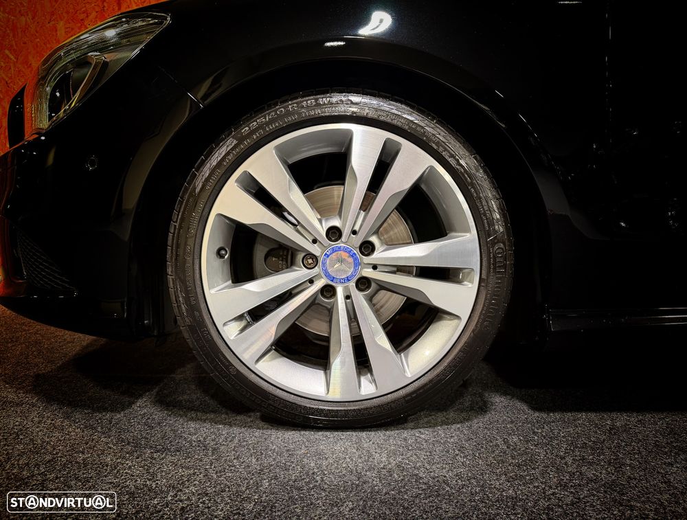 Mercedes-Benz CLA 220 CDi Urban Aut. - 38