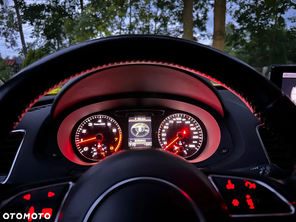 Audi Q3 2.0 TFSI Quattro Design S tronic - 33