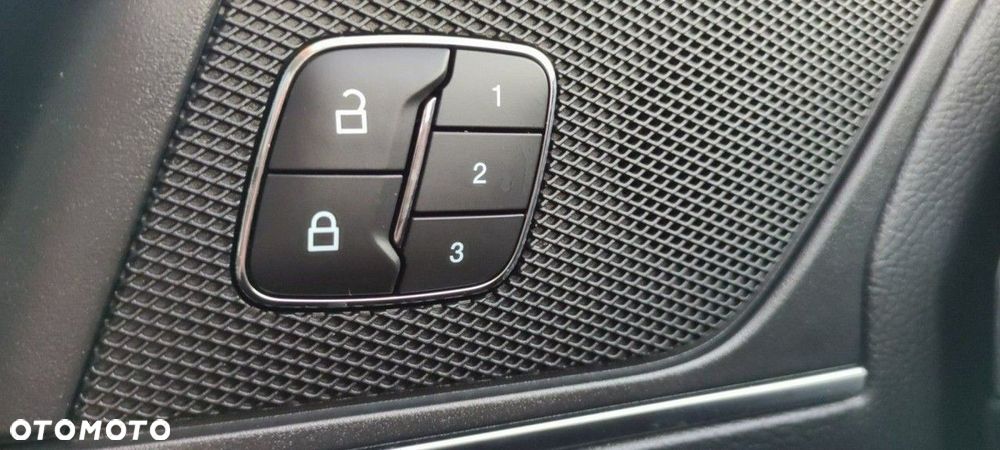 Ford S-Max - 35