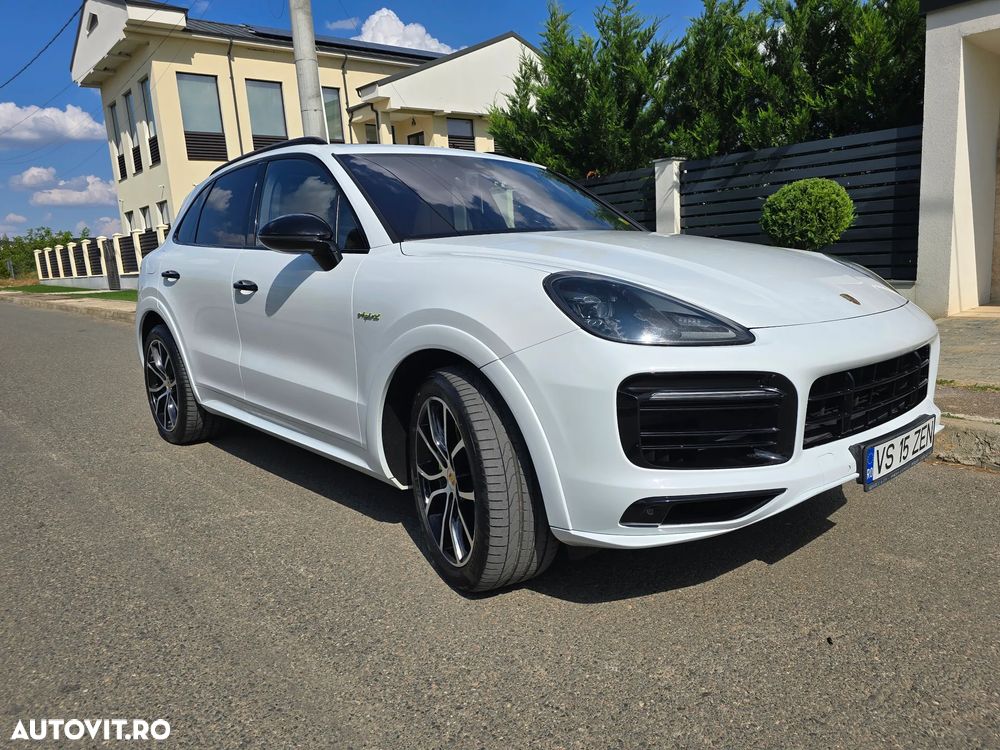 Porsche Cayenne Standard - 2