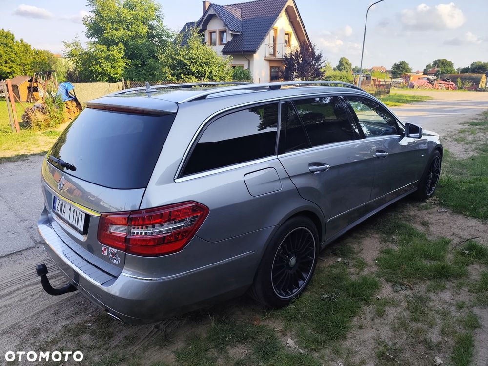 Mercedes-Benz Klasa E 350 CDI BlueEff Avantgarde - 3