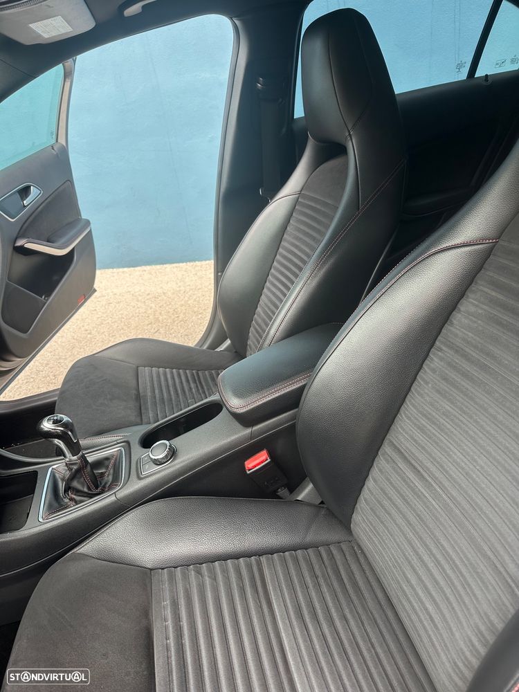 Mercedes-Benz A 200 CDI BE AMG Line - 19