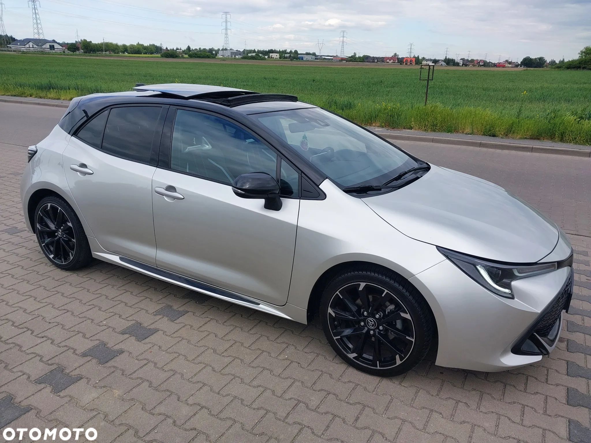 Toyota Corolla - 1