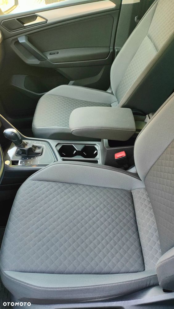 Volkswagen Tiguan - 30