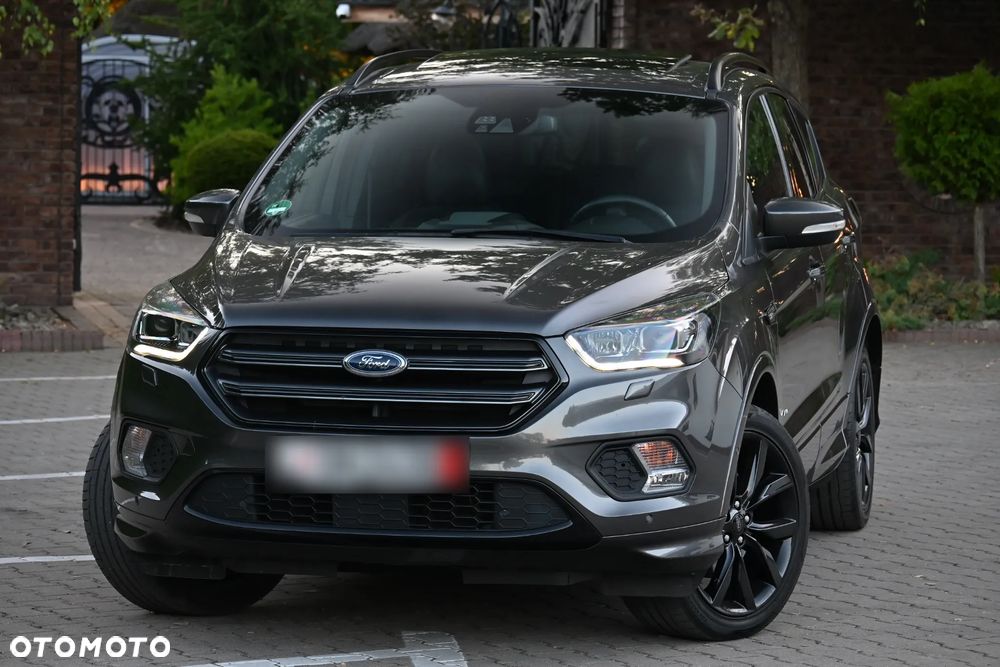 Ford Kuga 1.5 EcoBoost 4x4 ST-Line - 1