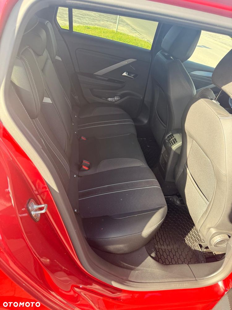 Opel Astra - 2