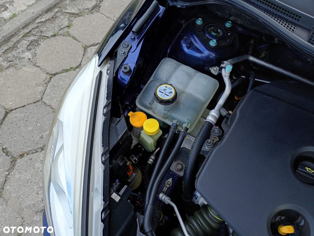 Mazda 5 - 35