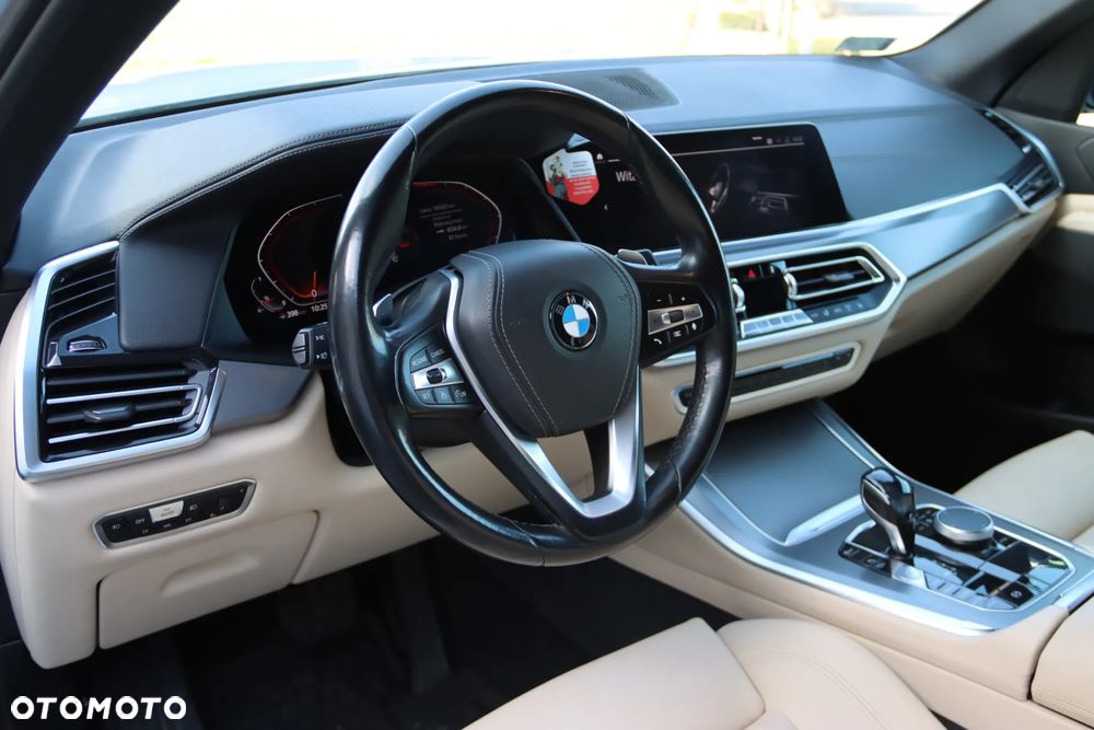 BMW X5 xDrive40i - 11