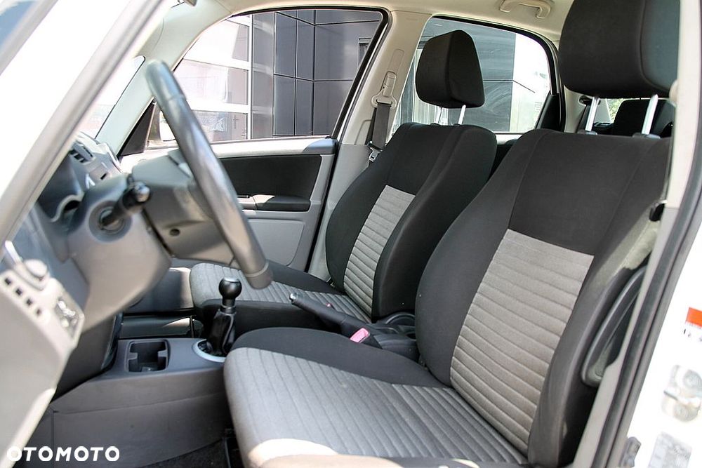 Suzuki SX4 1.6 VVT 4x4 Comfort - 11