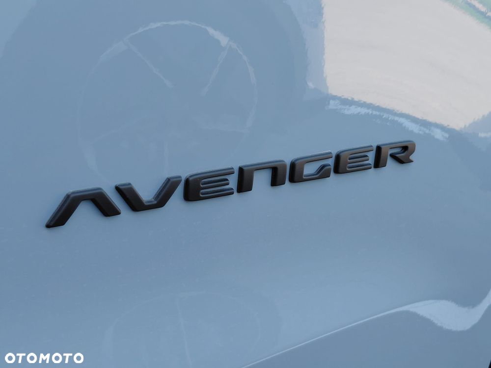 Jeep Avenger 1.2 T3 mHEV Overland 4xe eDCT6 - 16