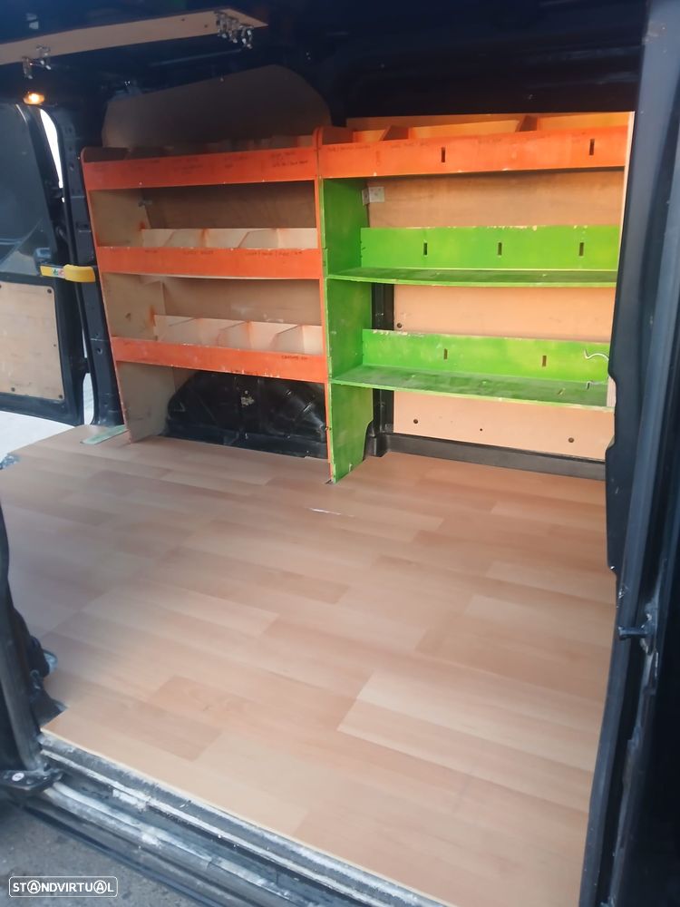 Ford Transit Custom - 14
