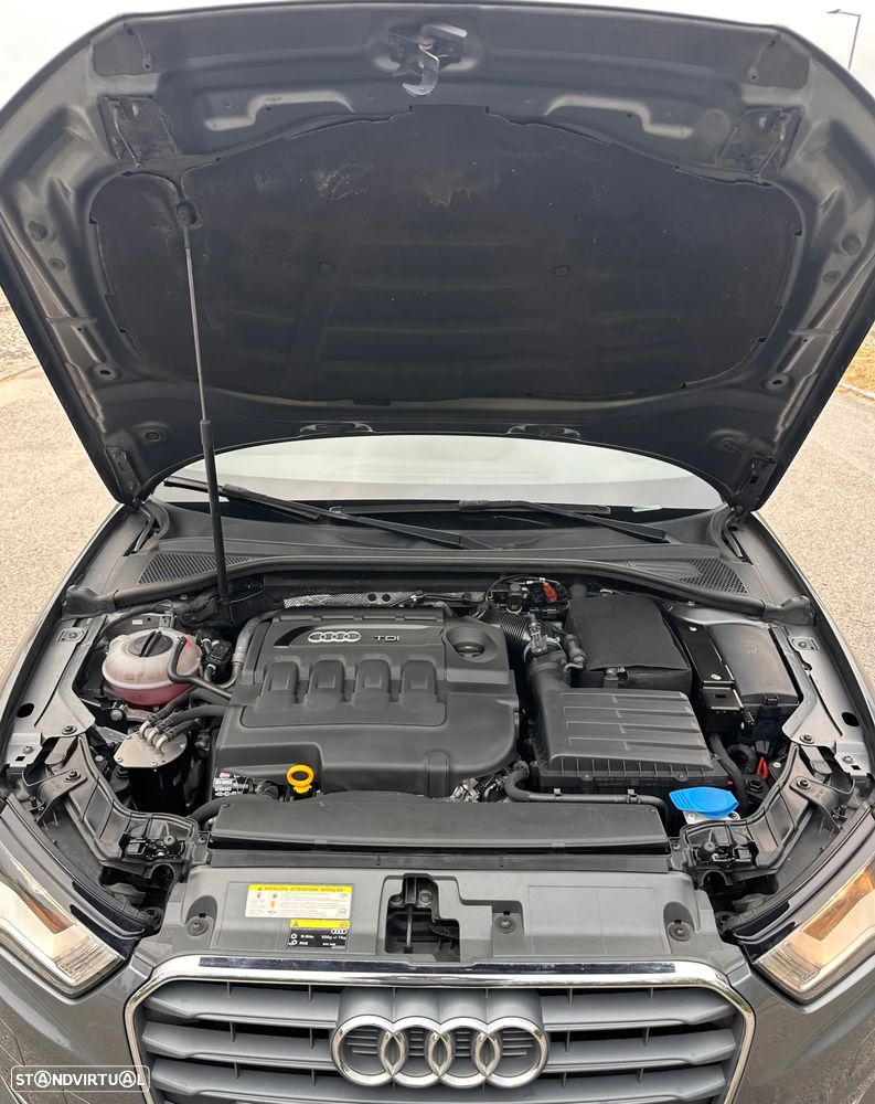 Audi A3 1.6 TDI Advance Ultra - 22