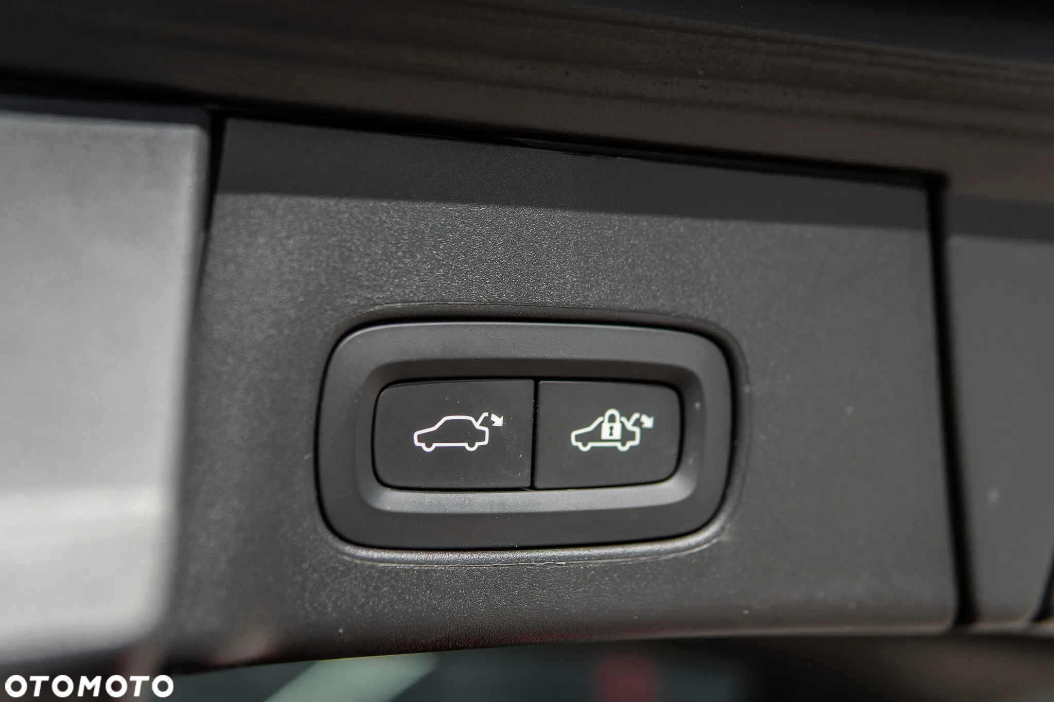 Volvo V90 B4 D AWD Geartronic RDesign - 33