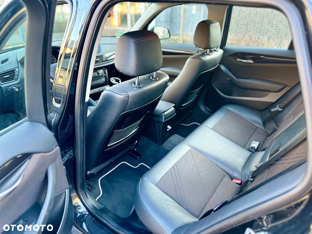 BMW X1 sDrive18d xLine - 8