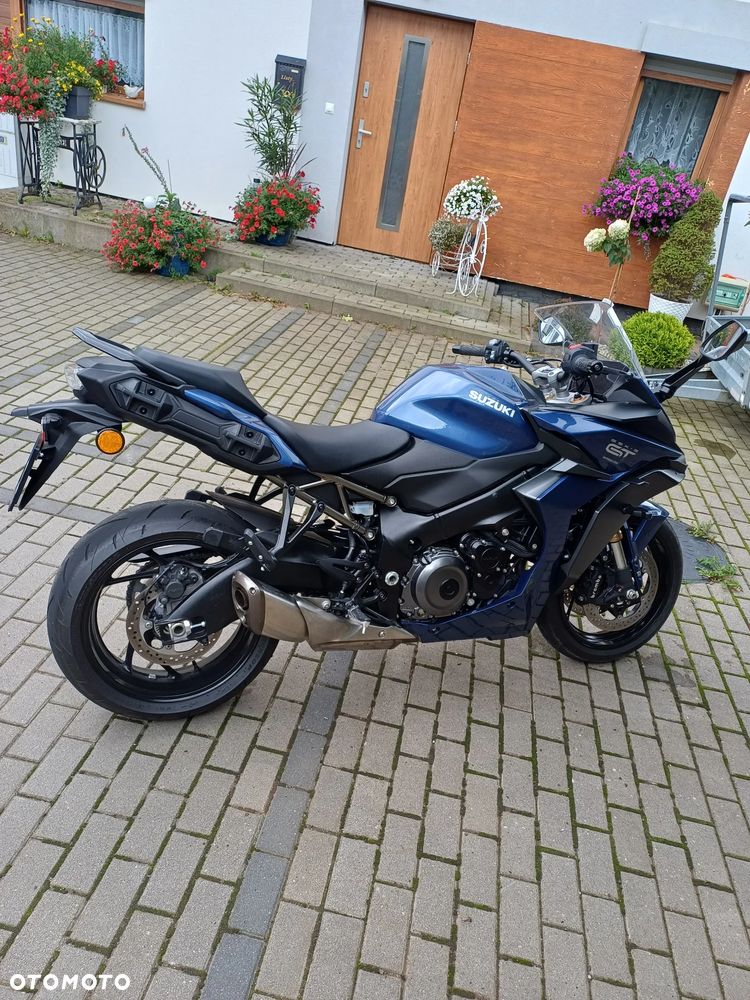 Suzuki GSX 1000 - 8