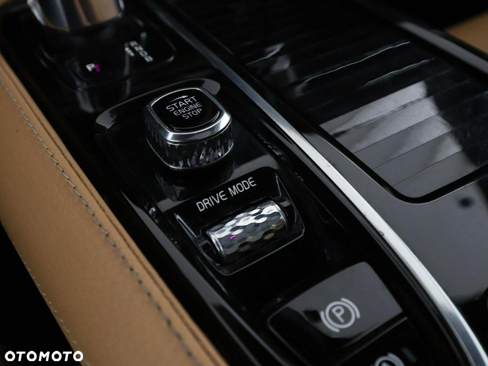 Volvo V60 T8 AWD Recharge Geartronic Inscription - 31