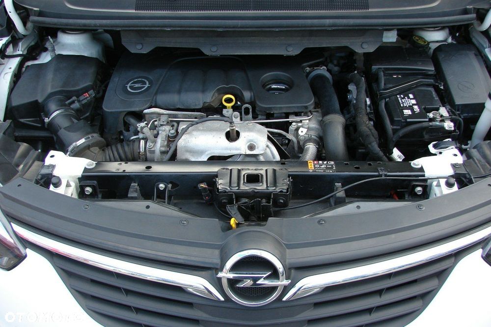 Opel Zafira - 21