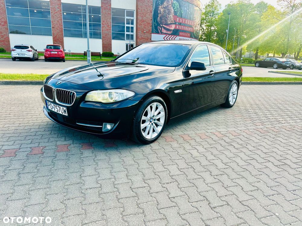 BMW Seria 5 525d - 1