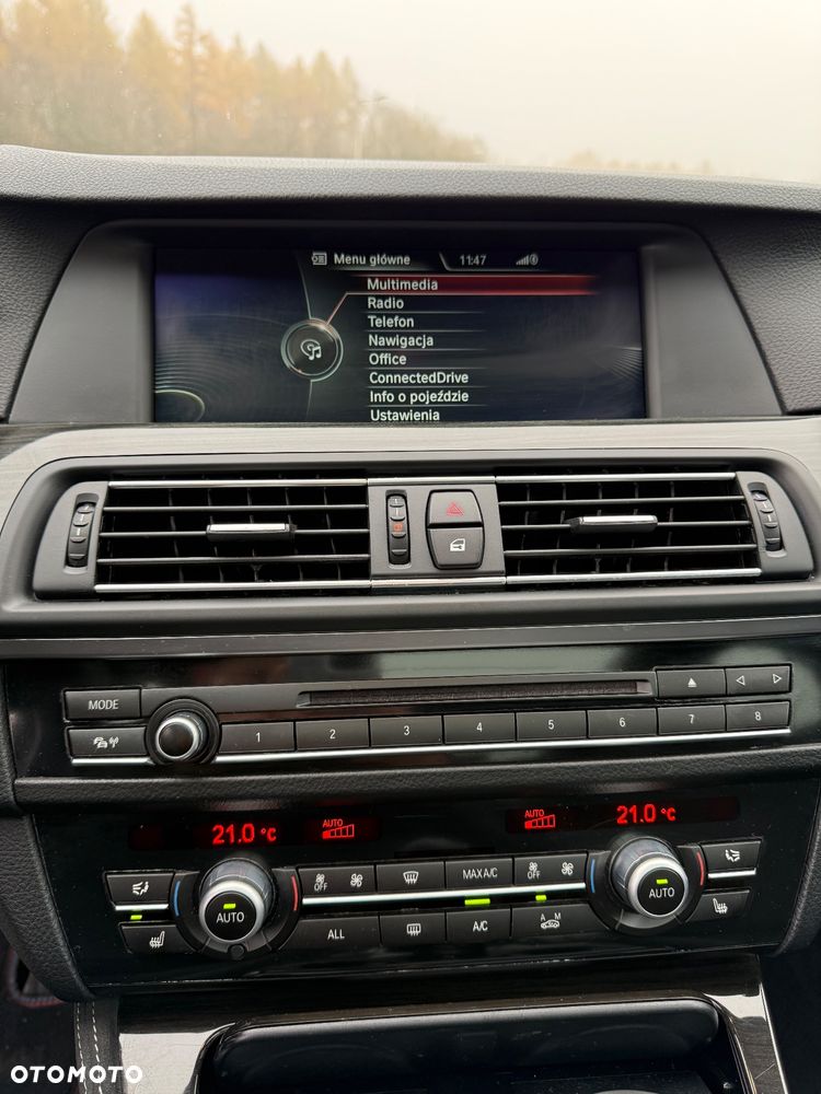 BMW Seria 5 525d xDrive Touring Sport-Aut Modern Line - 30