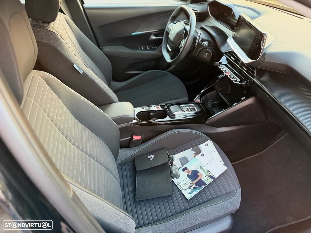 Peugeot 2008 PureTech 130 EAT8 Active - 10