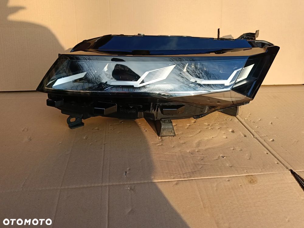 Full Led przedni lewy Renault Rafale lampa lewa 260731566R